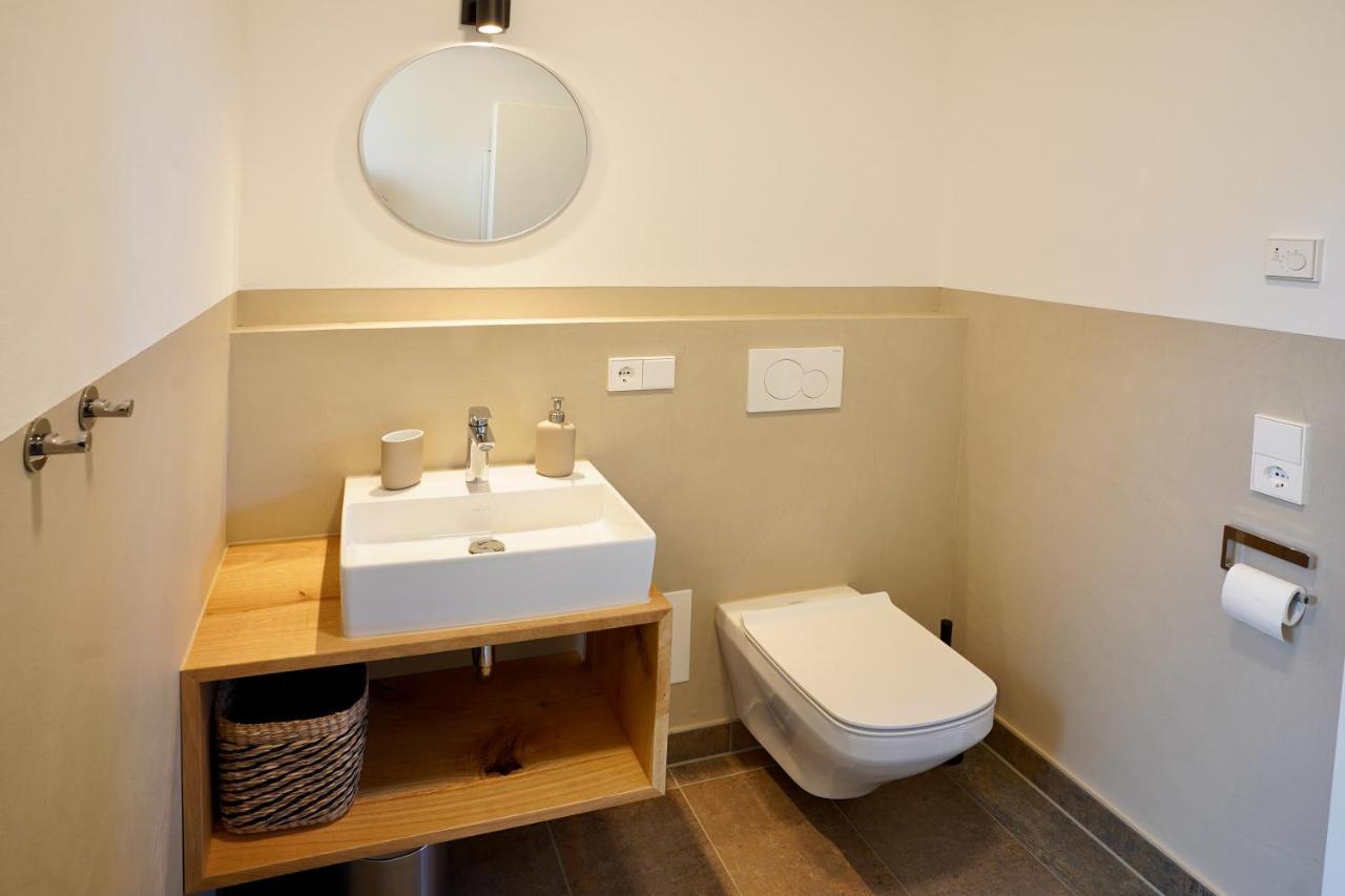 Ferienwohnung Wendlinger Schiere Freiburg im Breisgau Exterior foto