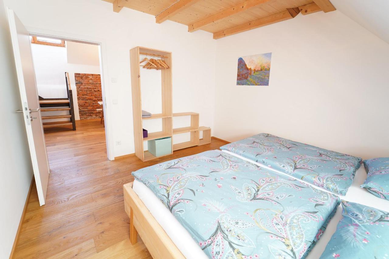 Ferienwohnung Wendlinger Schiere Freiburg im Breisgau Exterior foto